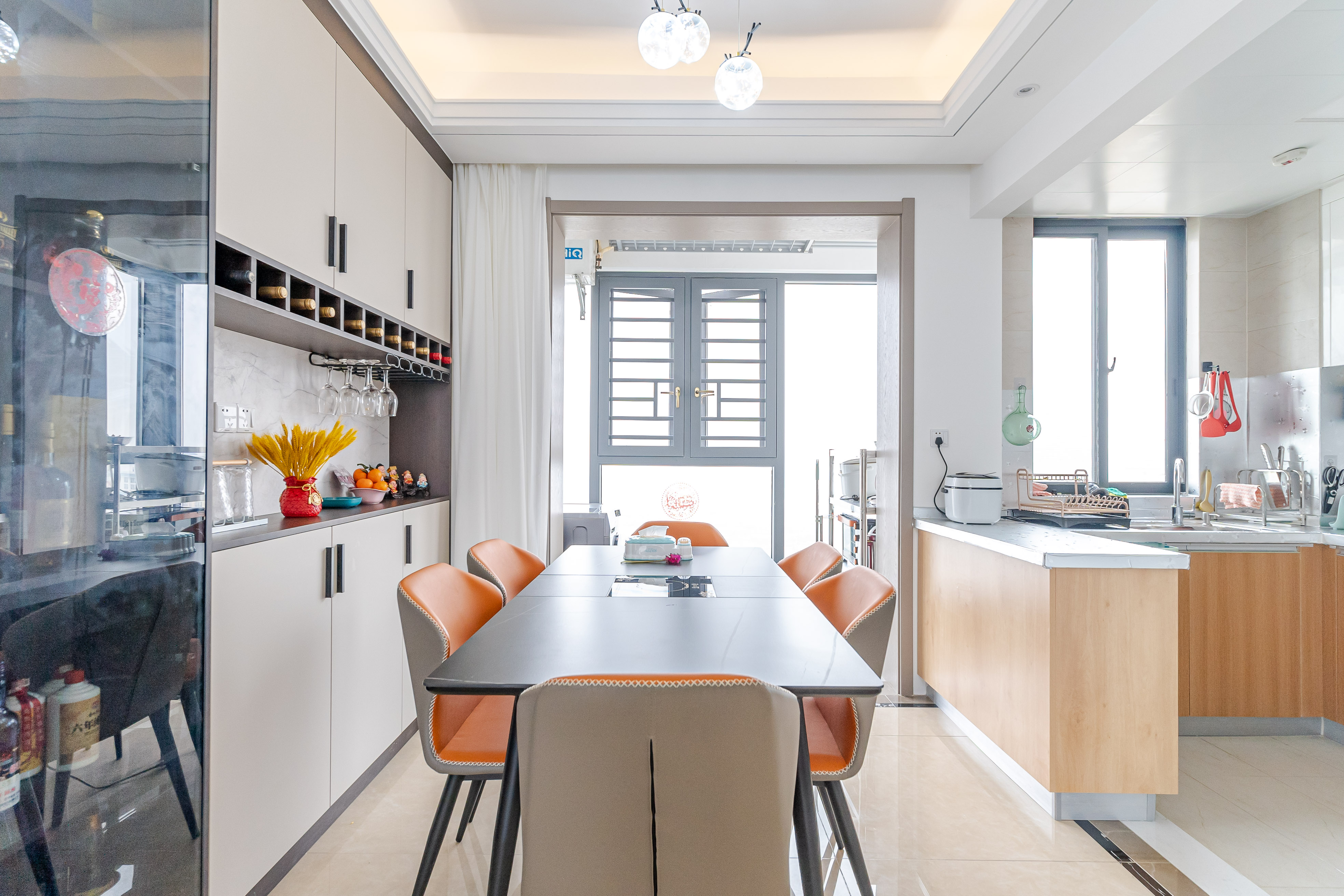 南寧新房裝修-現(xiàn)代簡約風(fēng)-餐廳 南寧新房裝修-現(xiàn)代簡約風(fēng)-餐廳