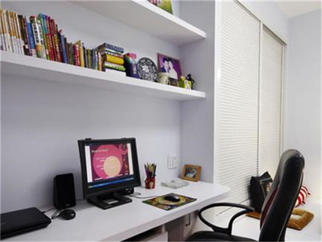 您家有小小的書房嗎？是怎么樣的呢？